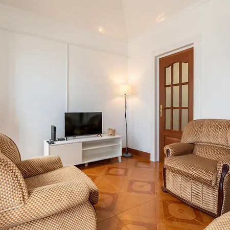 Casa Da Tia Tatil Evi Arco da Calheta (Madeira)